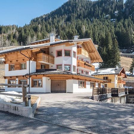 Villa Doris Canazei Buitenkant foto