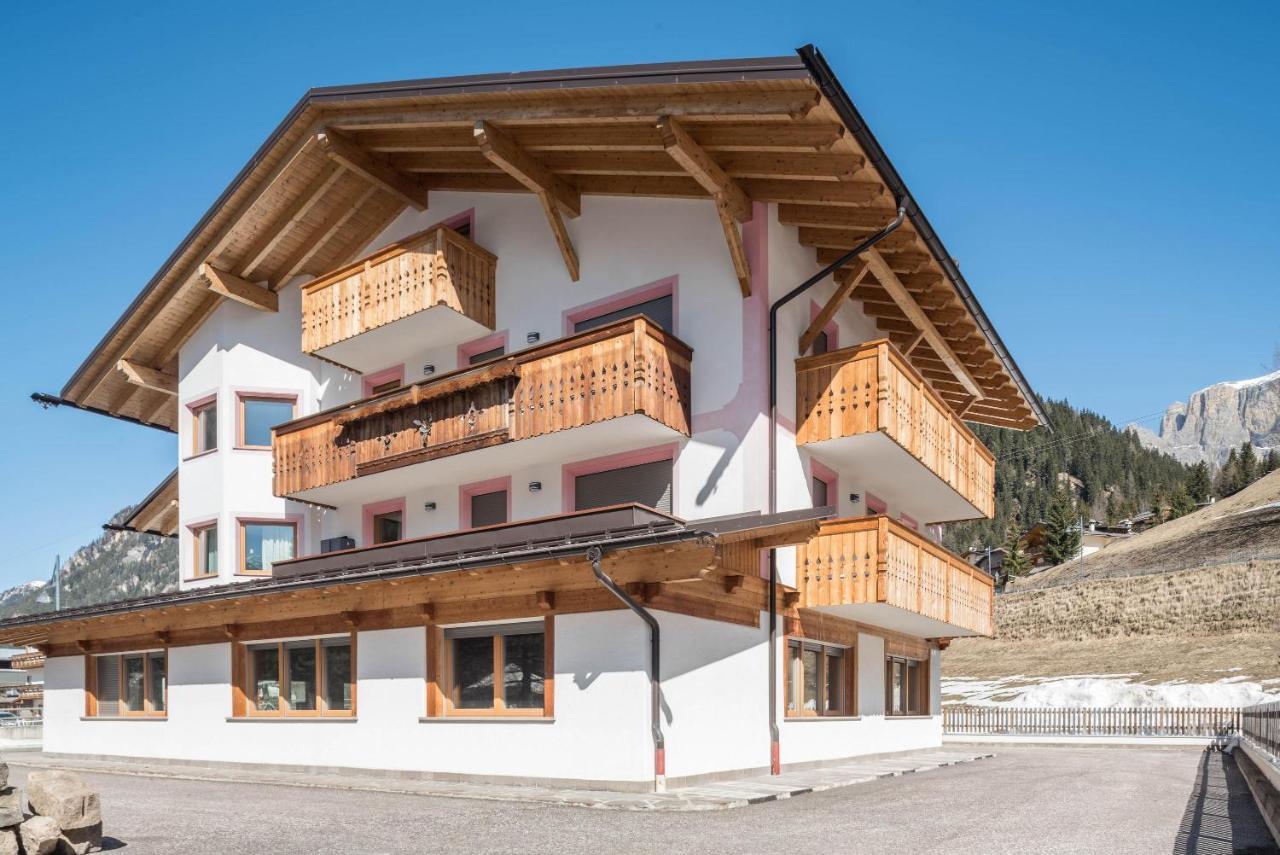 Villa Doris Canazei Buitenkant foto
